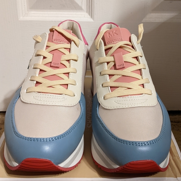 Michael Kors Monique Trainer Women's 10 - Picture 6 of 6